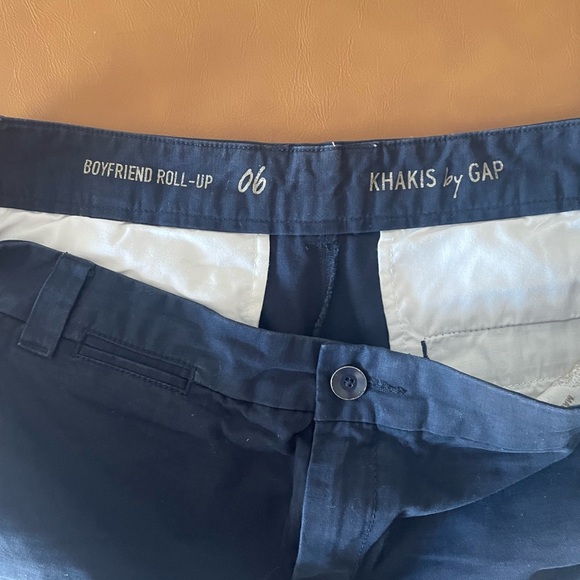 Navy Size 6 Khakis by GAP - Picture 4 of 4